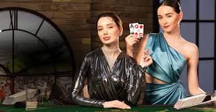 Kombinasi Menengah Optimal Analisis kombinasi kartu Menengah dalam permainan Capsa Susun di suka toto